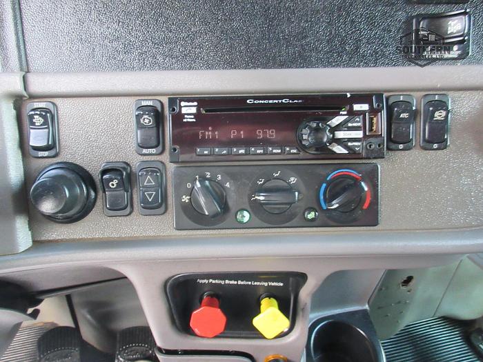 Used 2015 PETERBILT 365