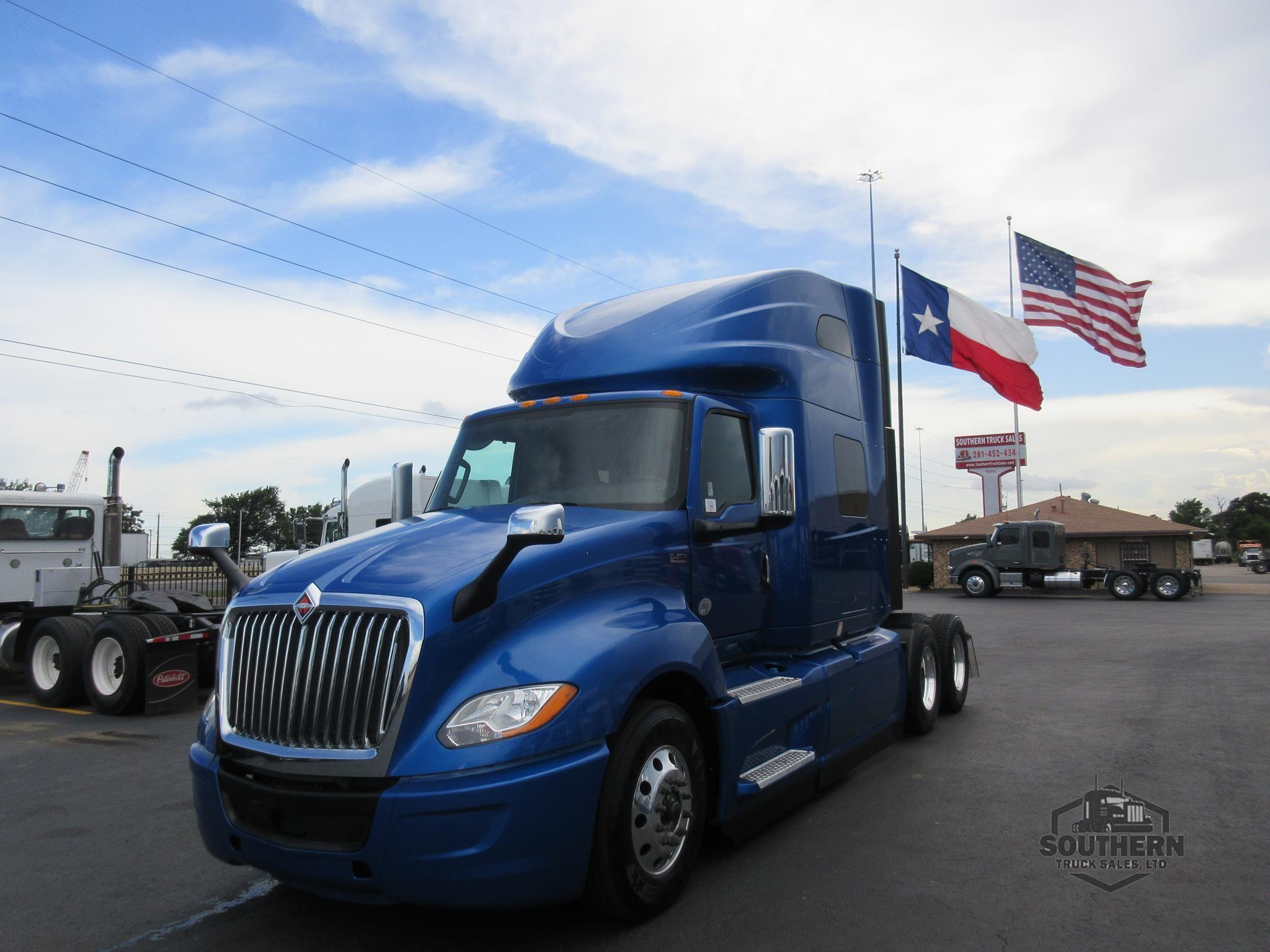 Used 2021 INTERNATIONAL LT