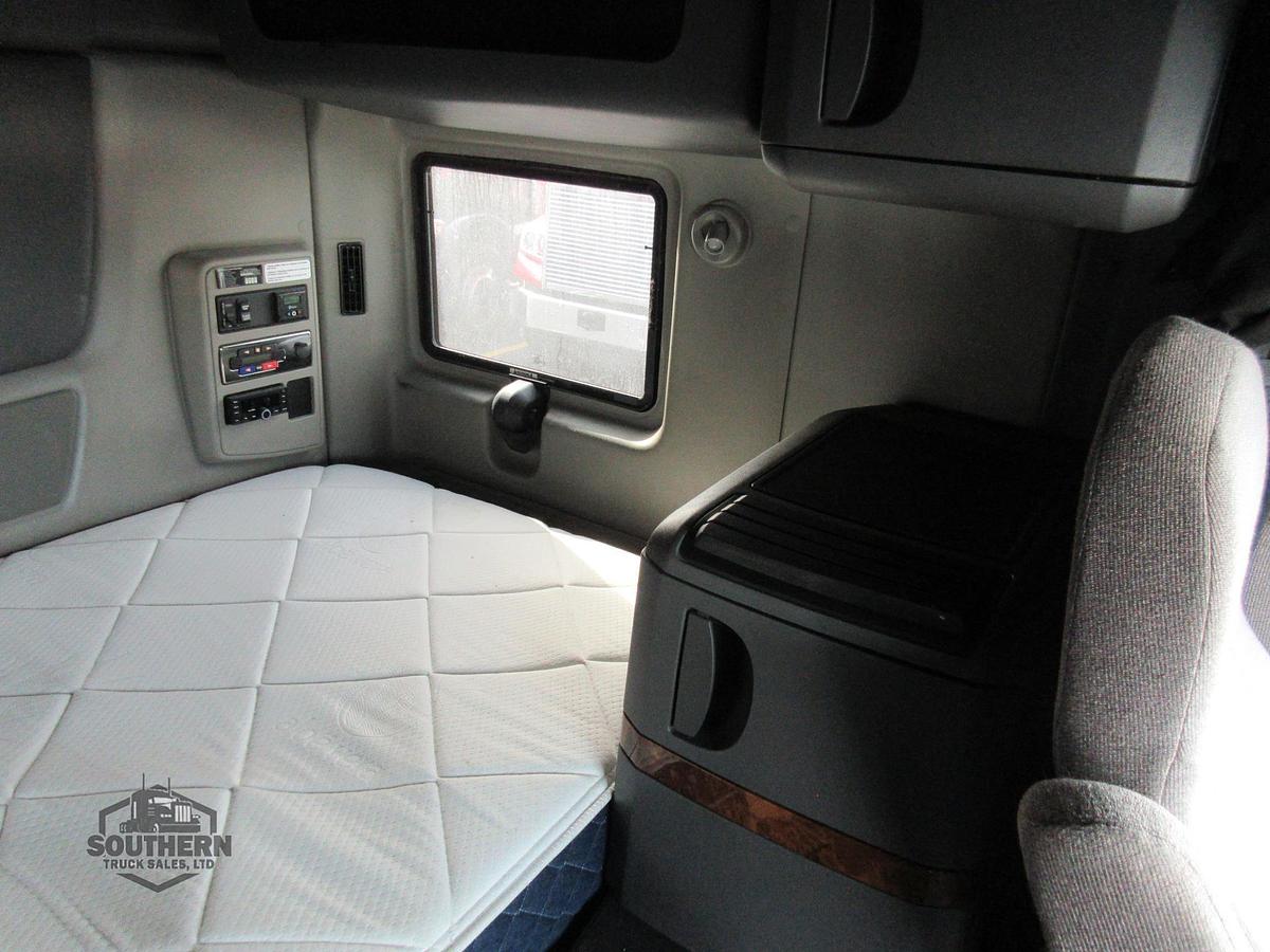 Used 2021 INTERNATIONAL LT