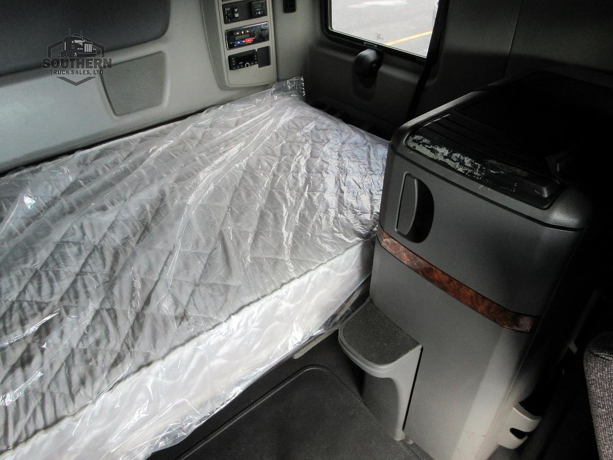 Used 2021 INTERNATIONAL LT