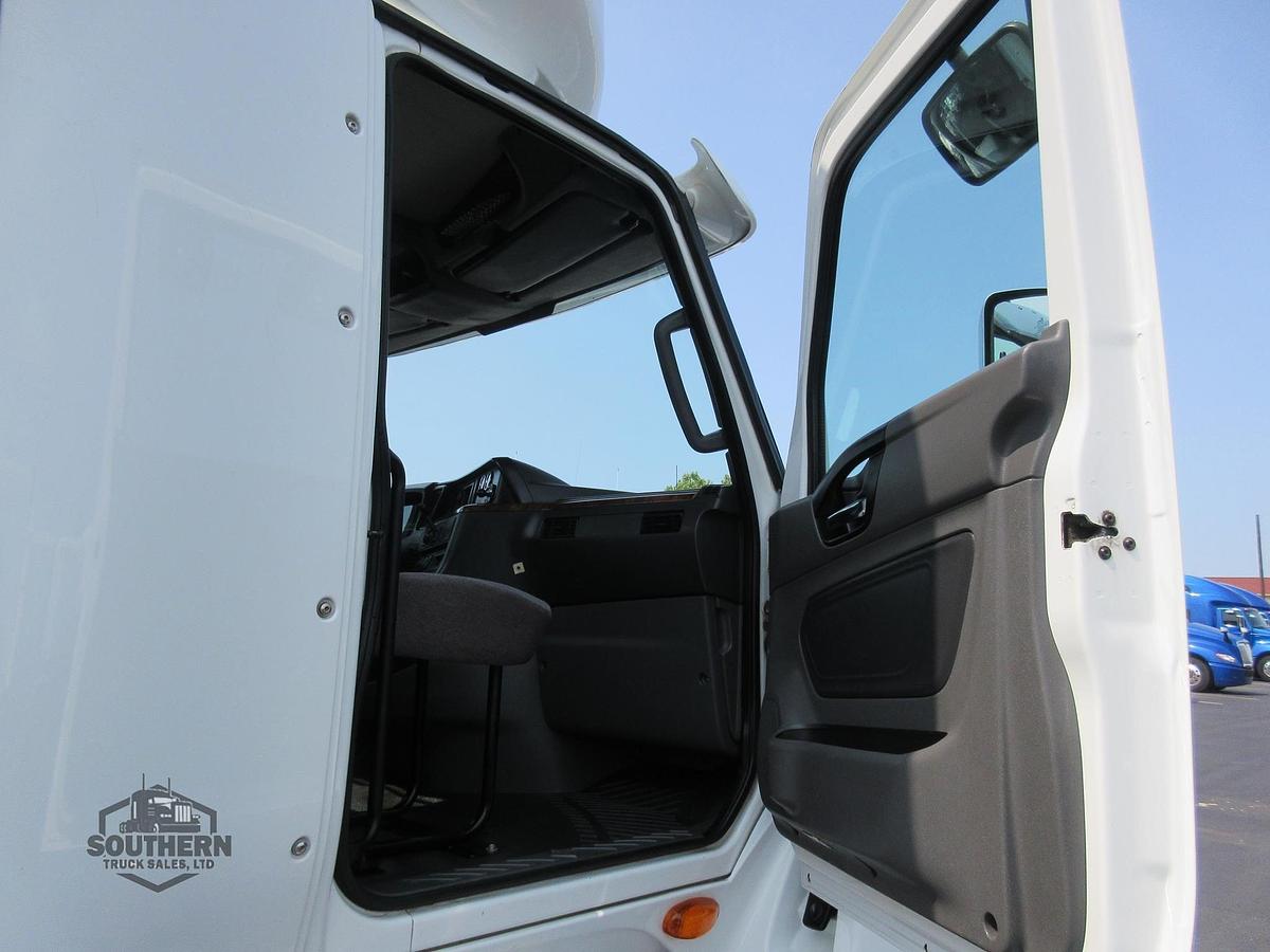 Used 2018 INTERNATIONAL LT