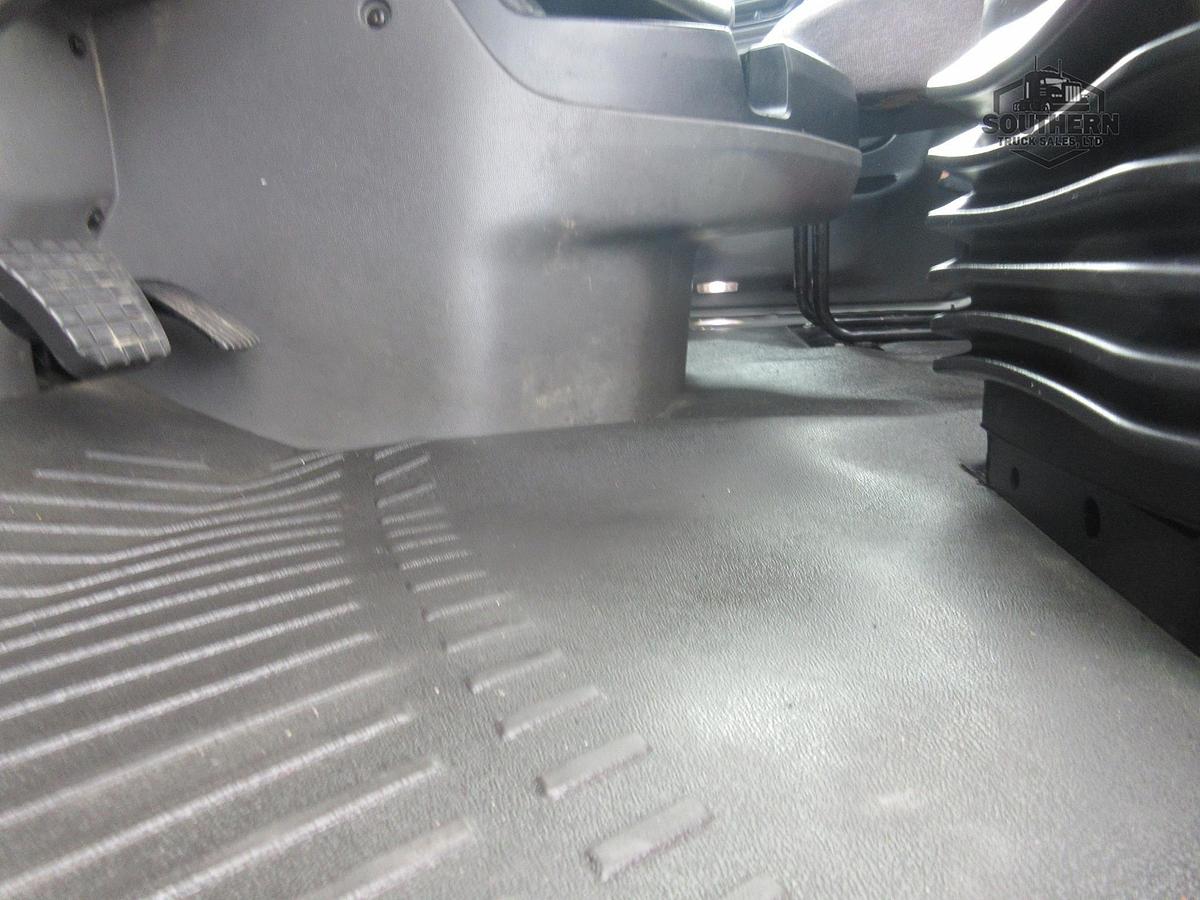 Used 2021 INTERNATIONAL LT