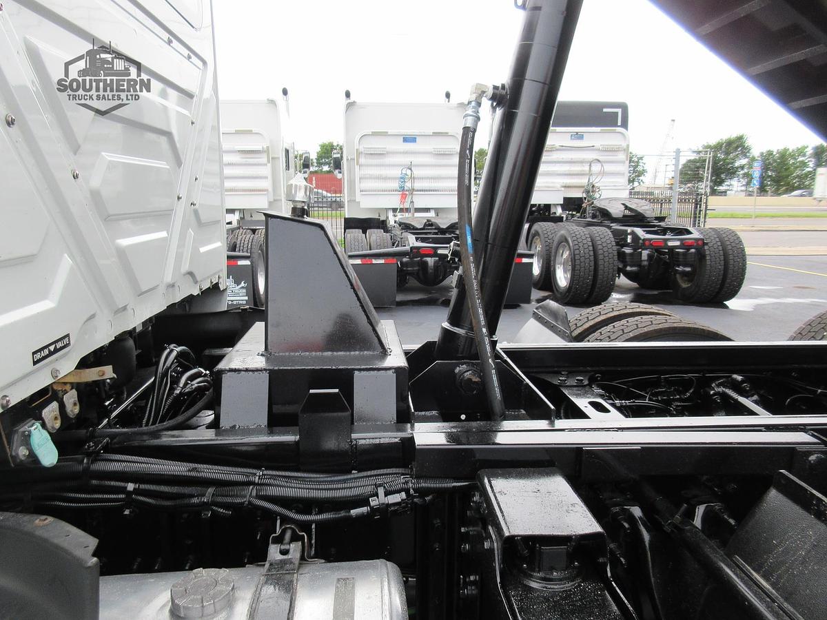 Used 2021 INTERNATIONAL LT