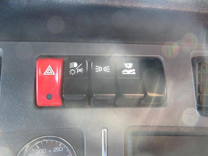 Used 2021 KENWORTH T880
