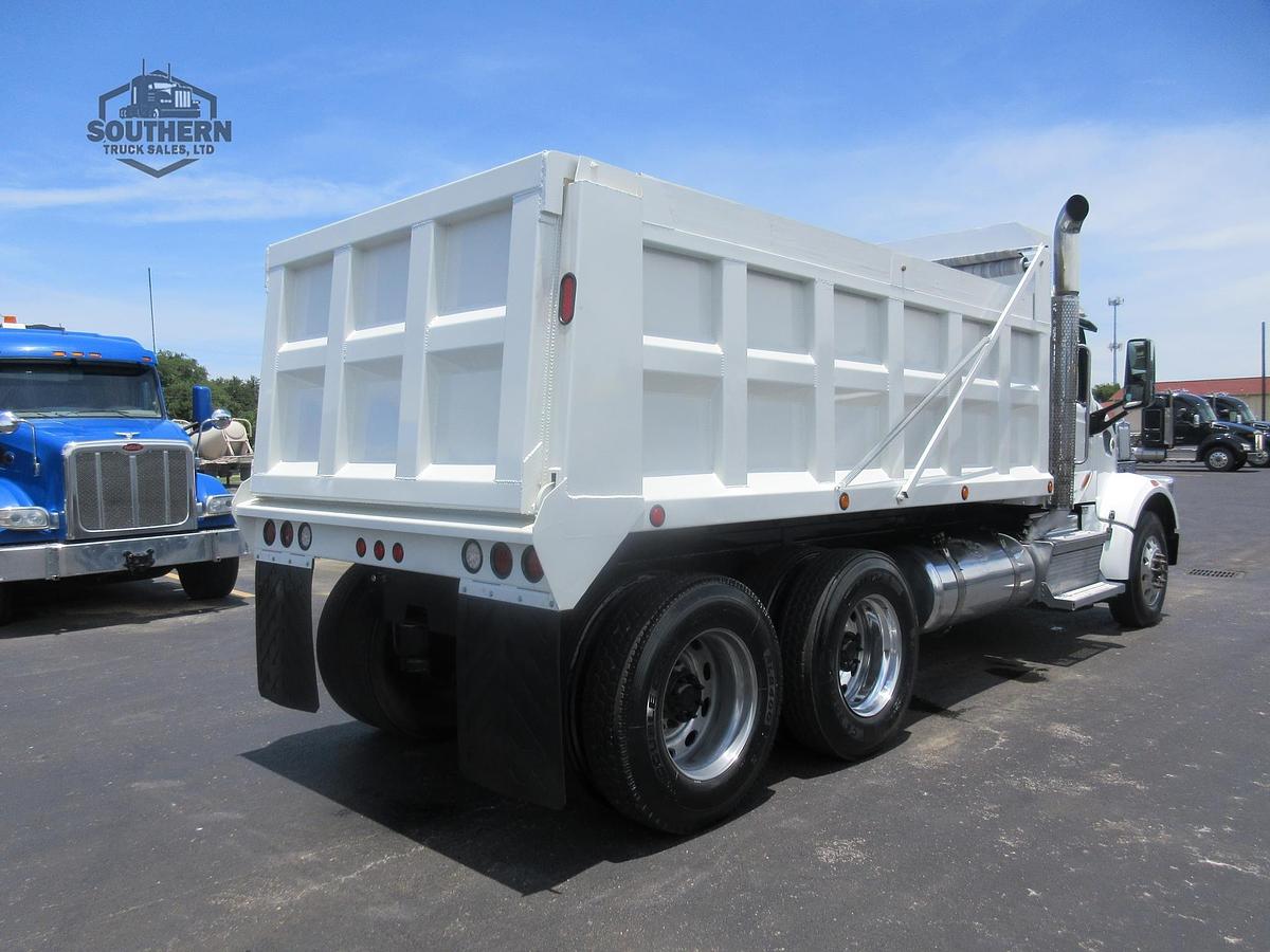 Used 2019 PETERBILT 567