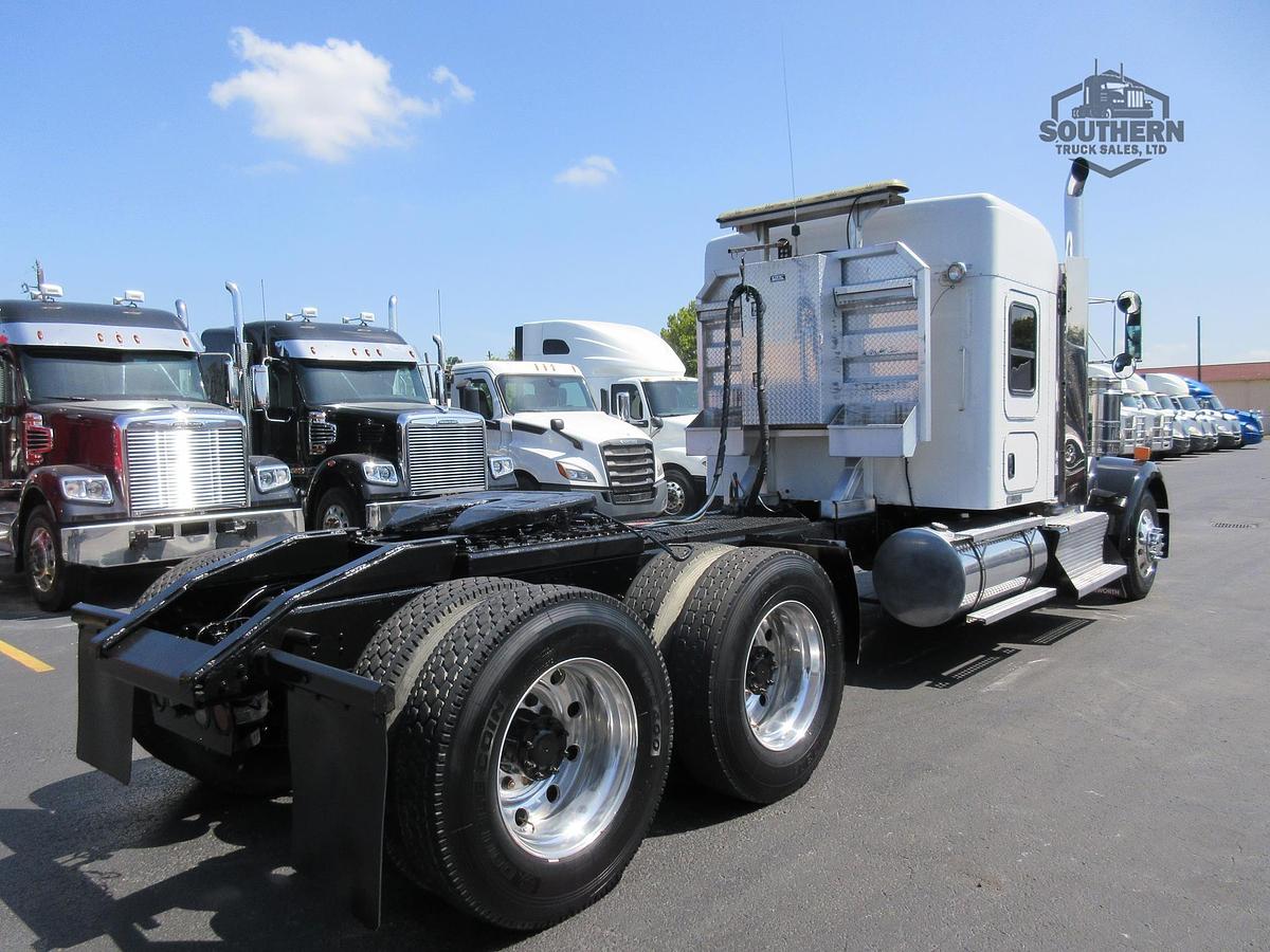 Used 2013 KENWORTH W900L
