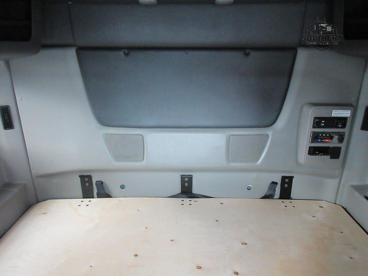 Used 2021 INTERNATIONAL LT