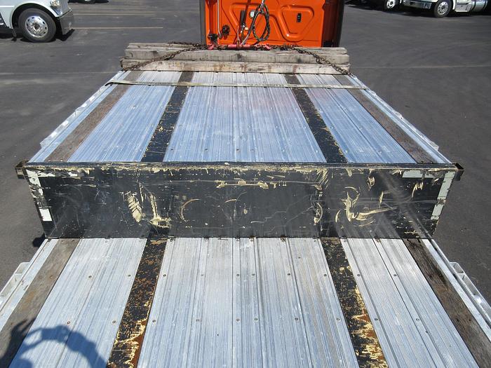 Used 2019 GREAT DANE 53 CAL LEGAL REAR SLIDE