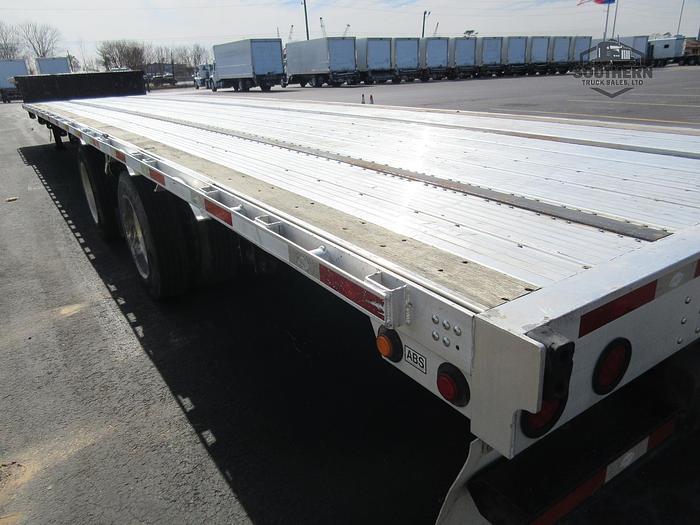 Used 2020 UTILITY 53 CAL LEGAL REAR SLIDE