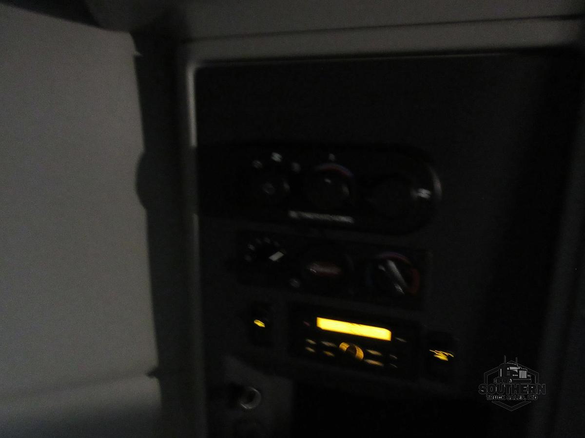 Used 2021 PETERBILT 567