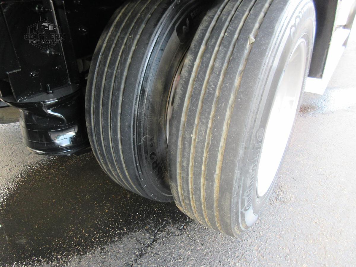 Used 2018 FREIGHTLINER CORONADO 122 SD