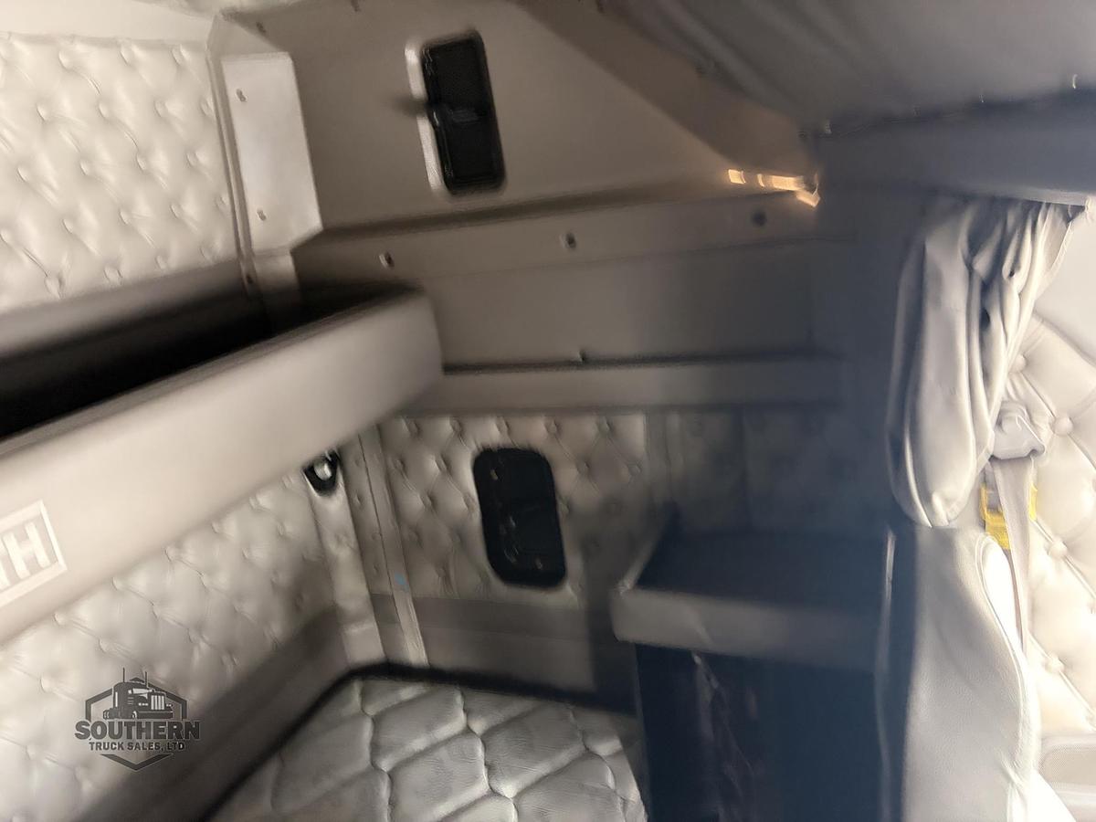 Used 2019 KENWORTH T800