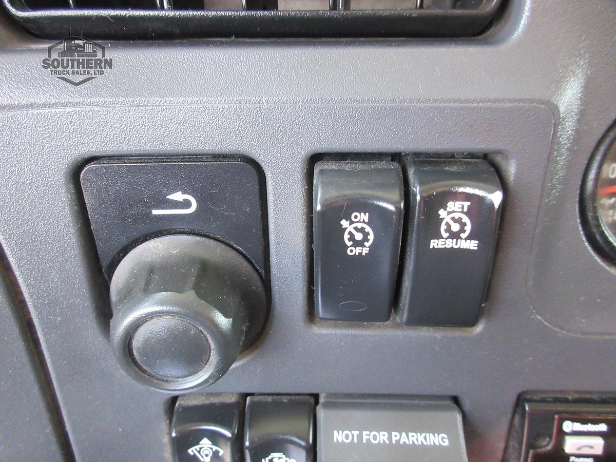 Used 2019 PETERBILT 567