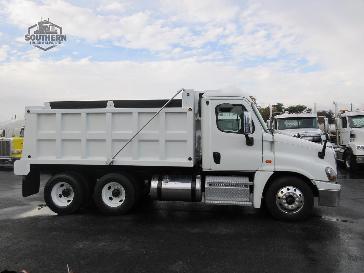 Used 2020 FREIGHTLINER CASCADIA 125