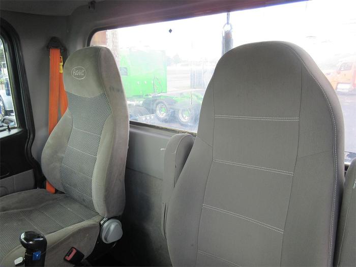 Used 2014 PETERBILT 365