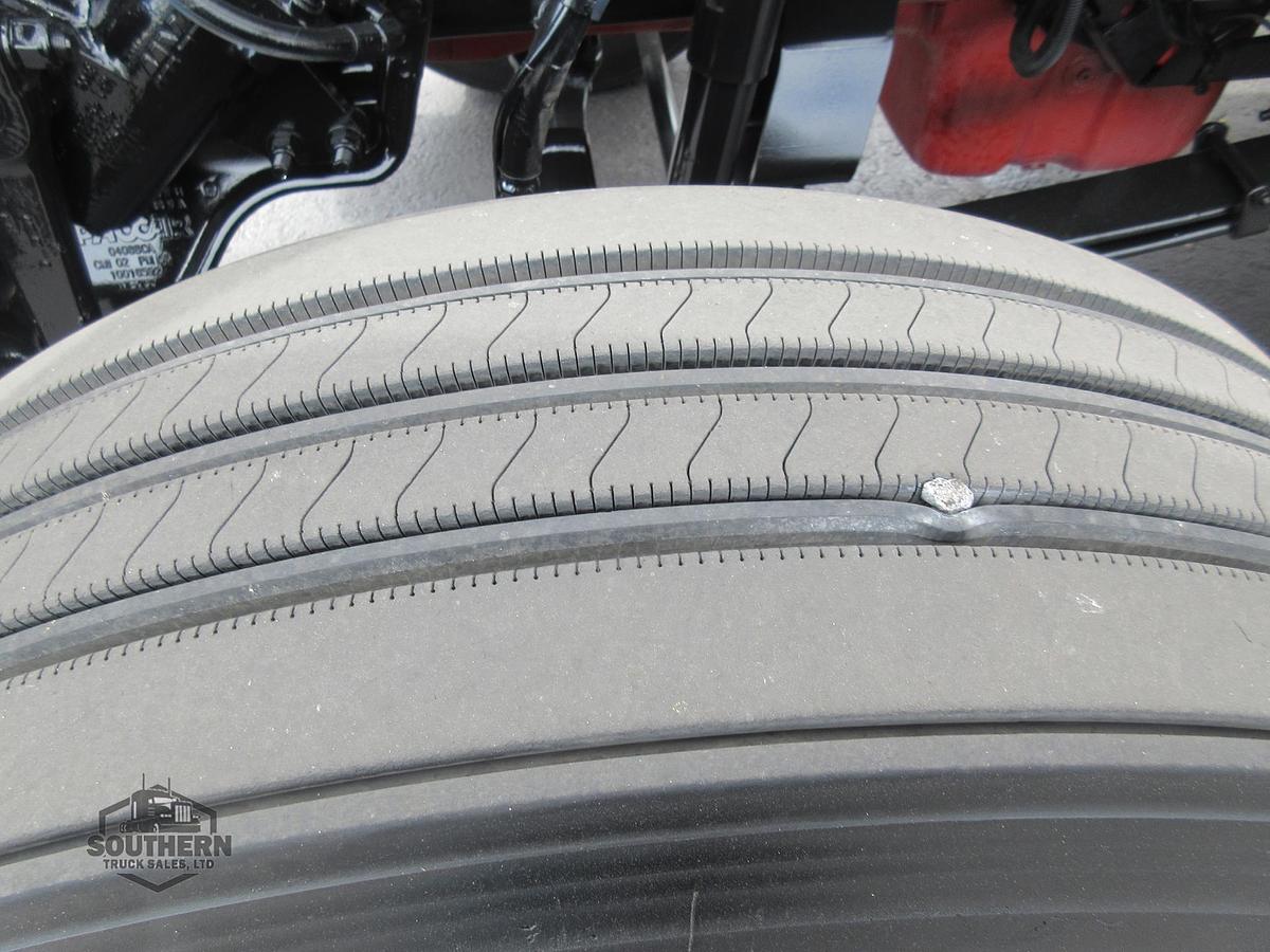 Used 2019 PETERBILT 389