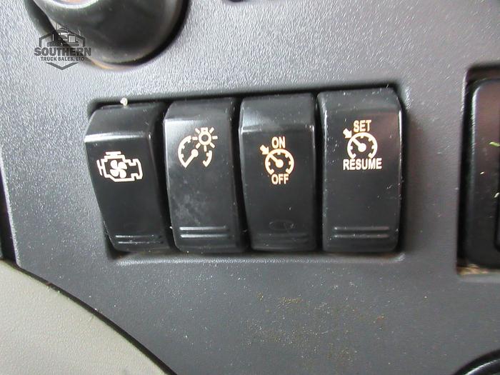 Used 2019 PETERBILT 567