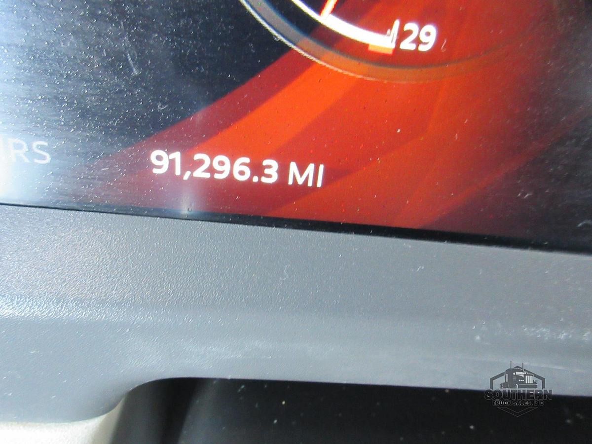 Used 2025 PETERBILT 567