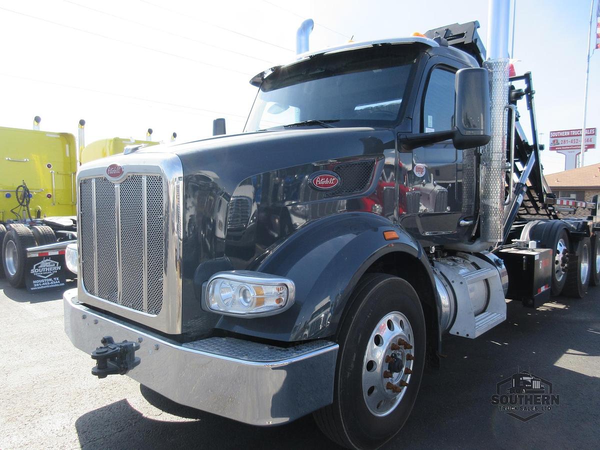 Used 2025 PETERBILT 567
