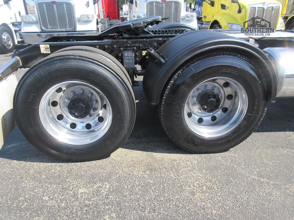 Used 2019 PETERBILT 389