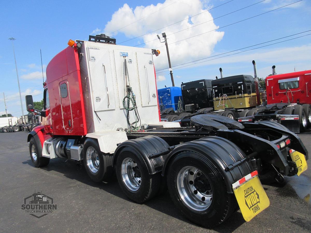 Used 2021 PETERBILT 567