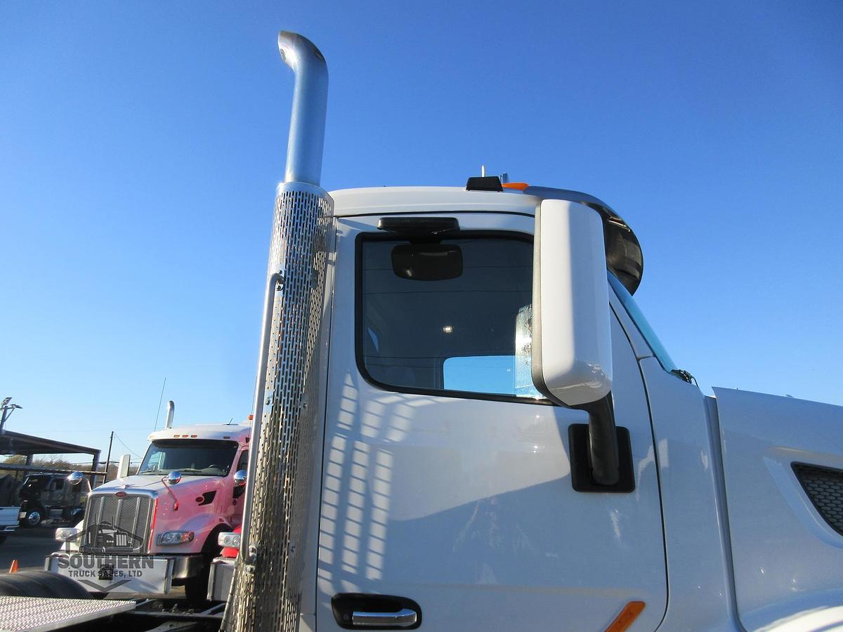Used 2020 PETERBILT 567