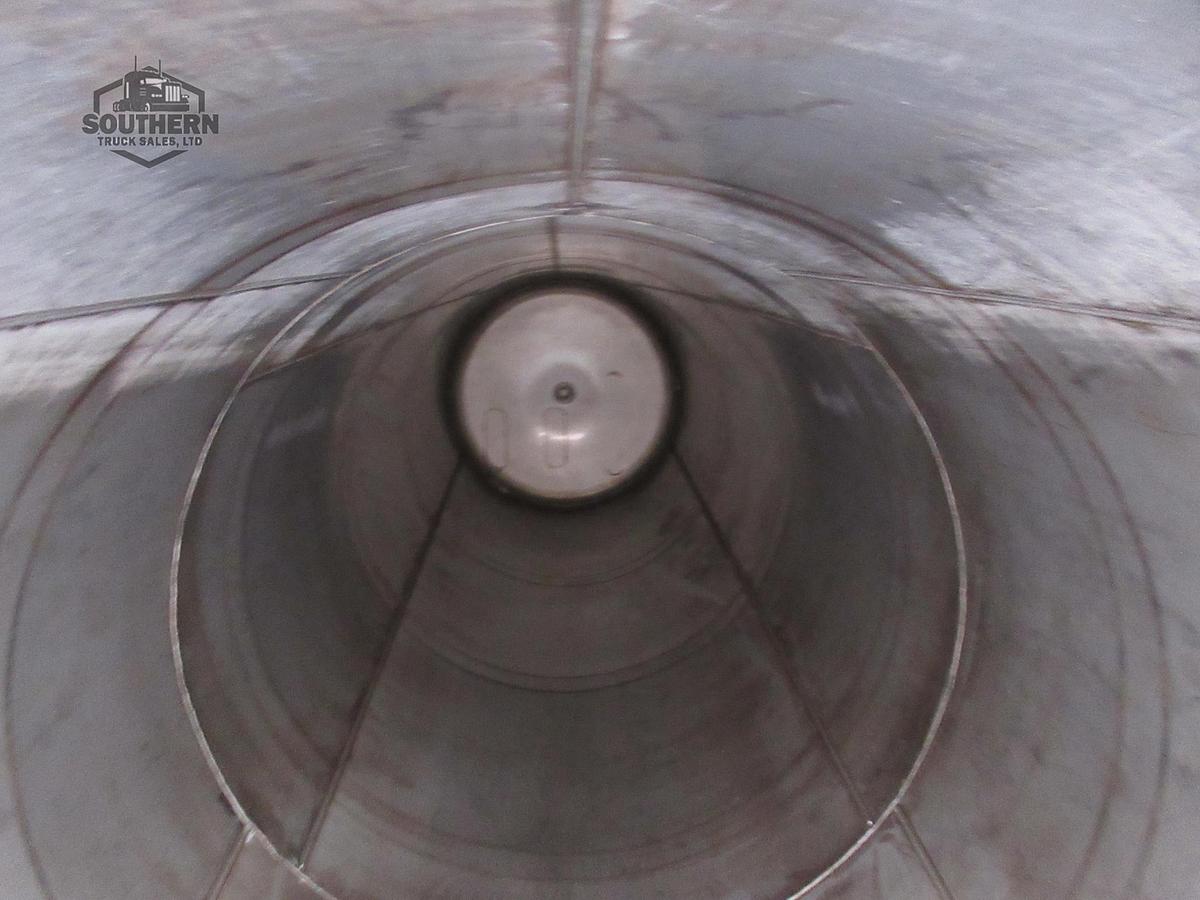 Used 2019 ACRO 5,600 gal