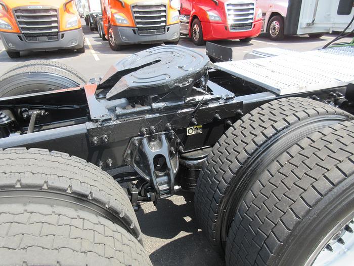 Used 2020 PETERBILT 579 6805