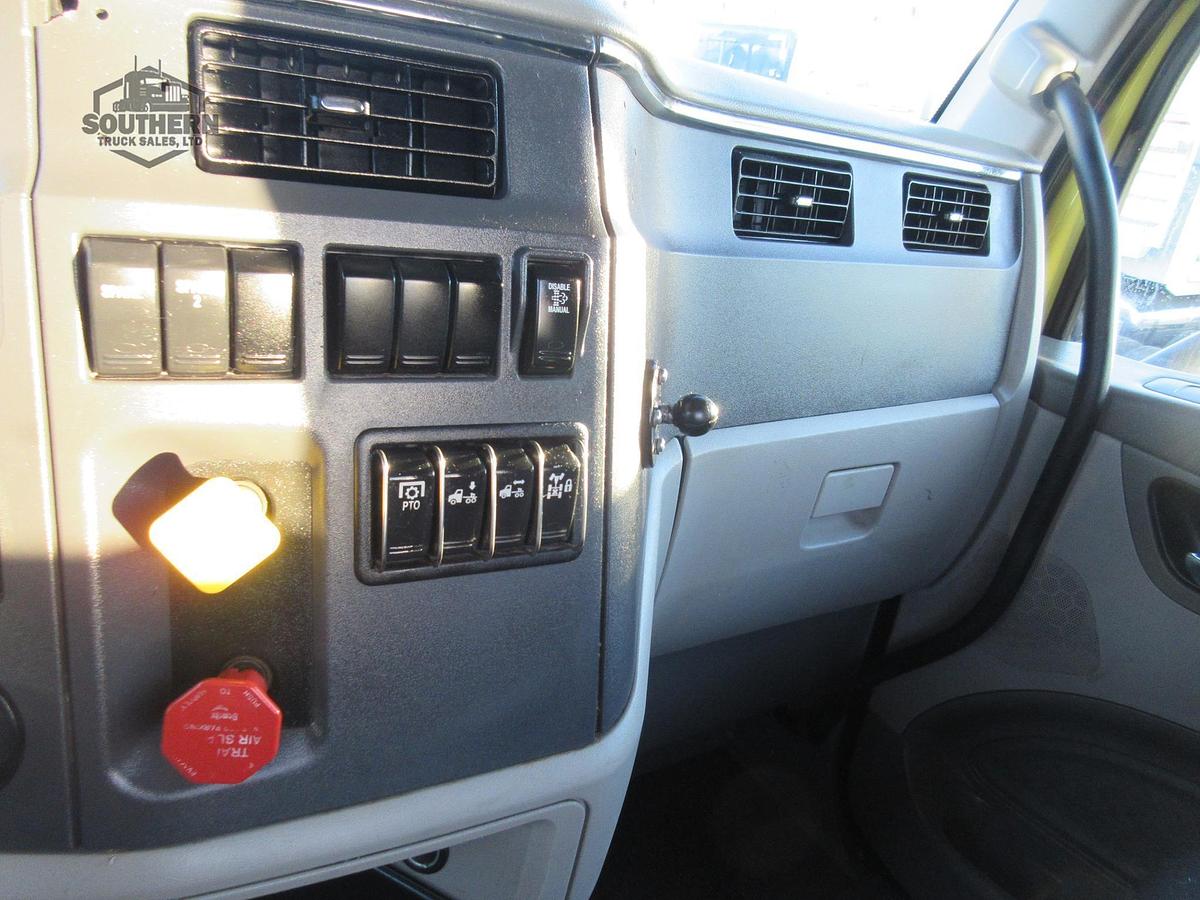 Used 2020 PETERBILT 567