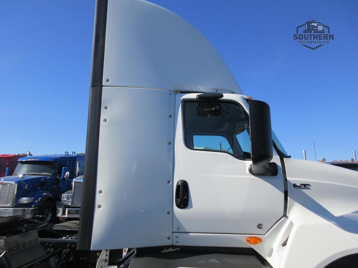 Used 2021 INTERNATIONAL LT