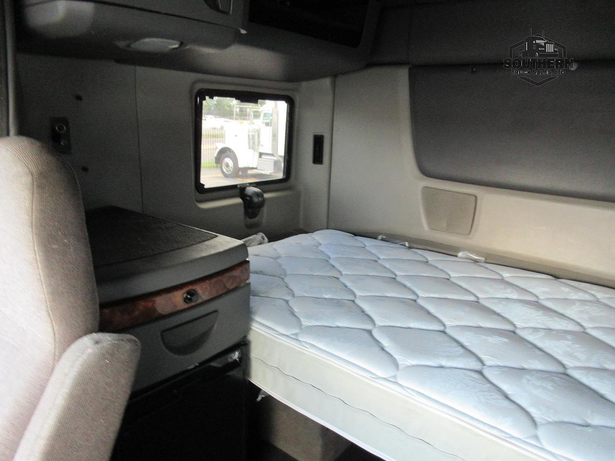 Used 2021 INTERNATIONAL LT