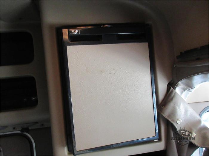 Used 2015 PETERBILT 389