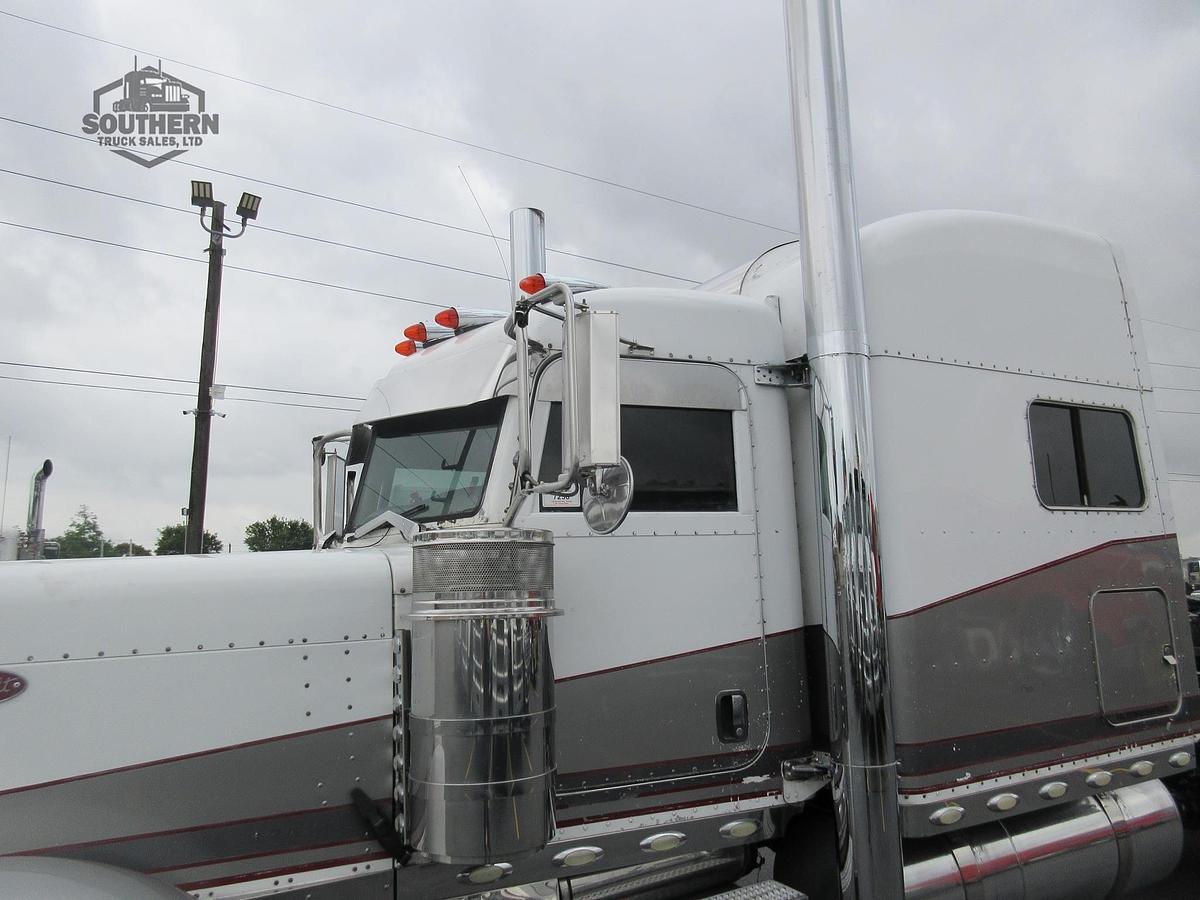 Used 2005 PETERBILT 379EXHD