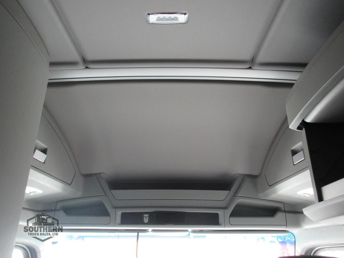 Used 2019 KENWORTH T880