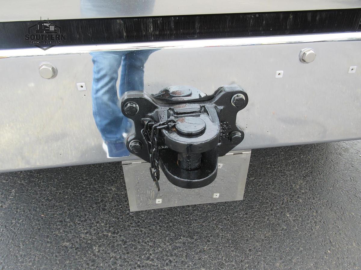 Used 2020 PETERBILT 567