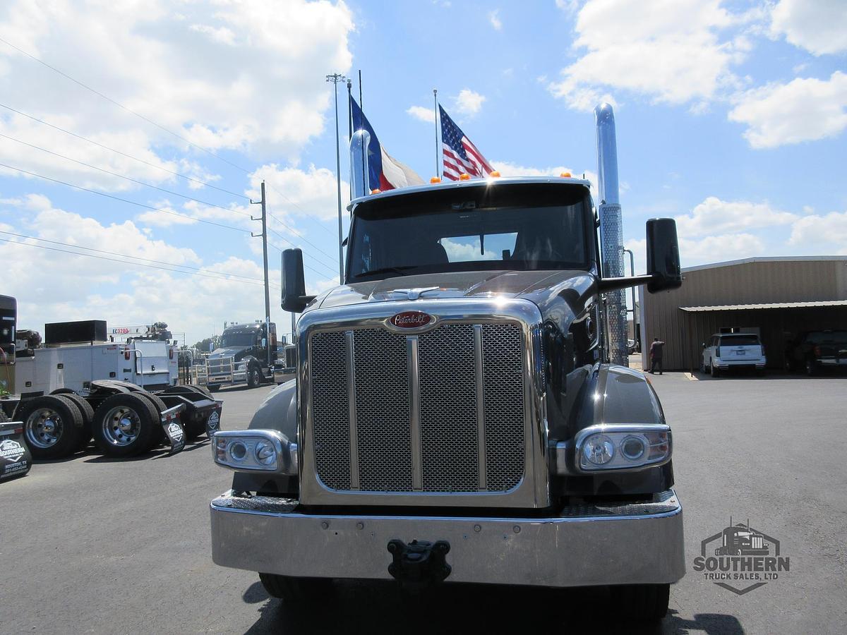 Used 2025 PETERBILT 567