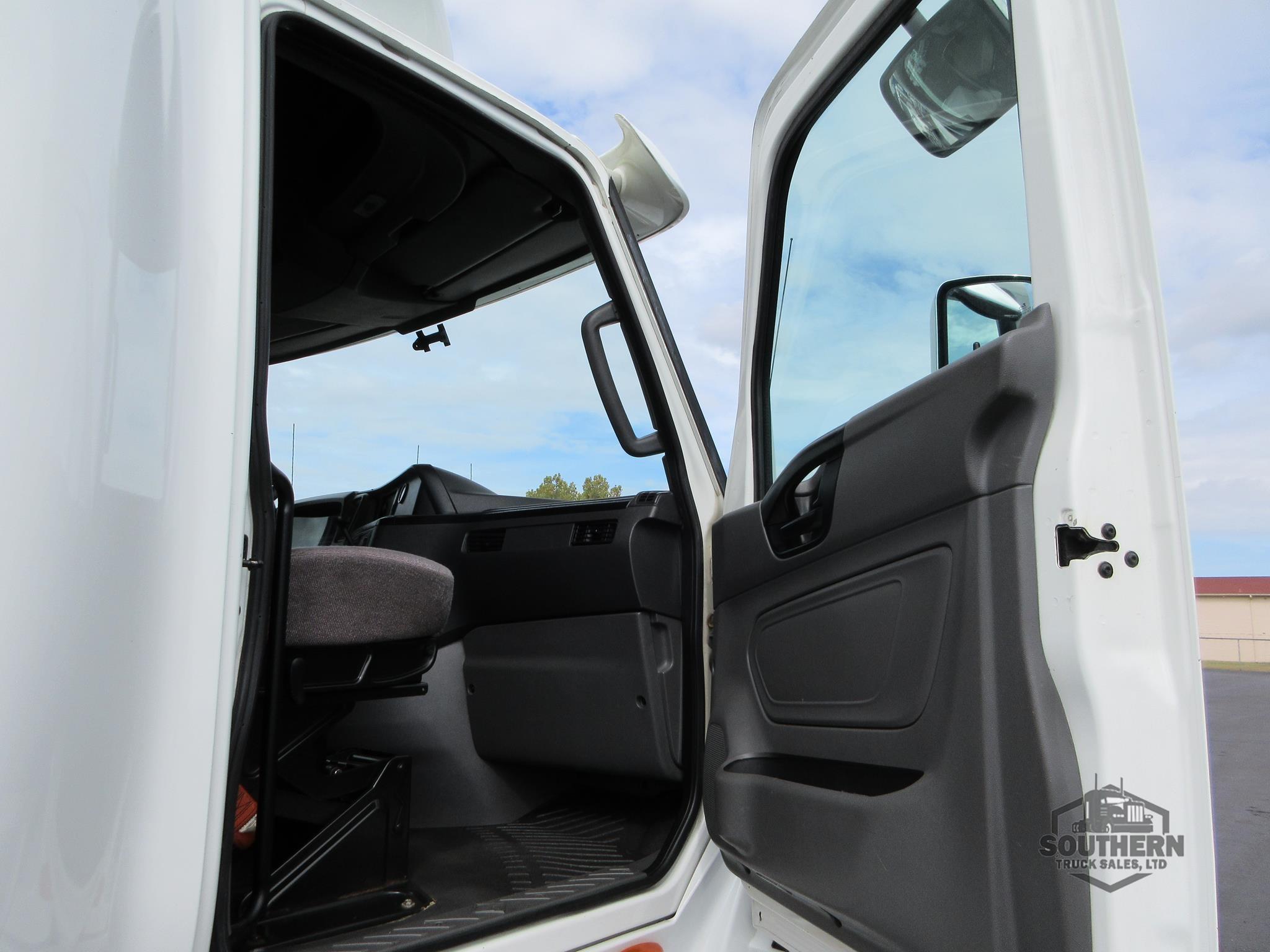 Used 2020 INTERNATIONAL LT
