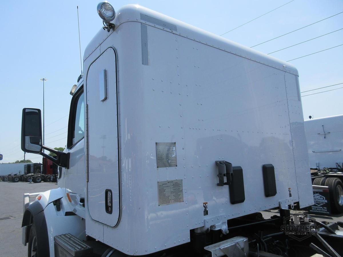 Used 2019 PETERBILT 567