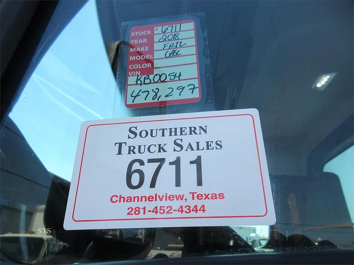 Used 2018 FREIGHTLINER CASCADIA 116