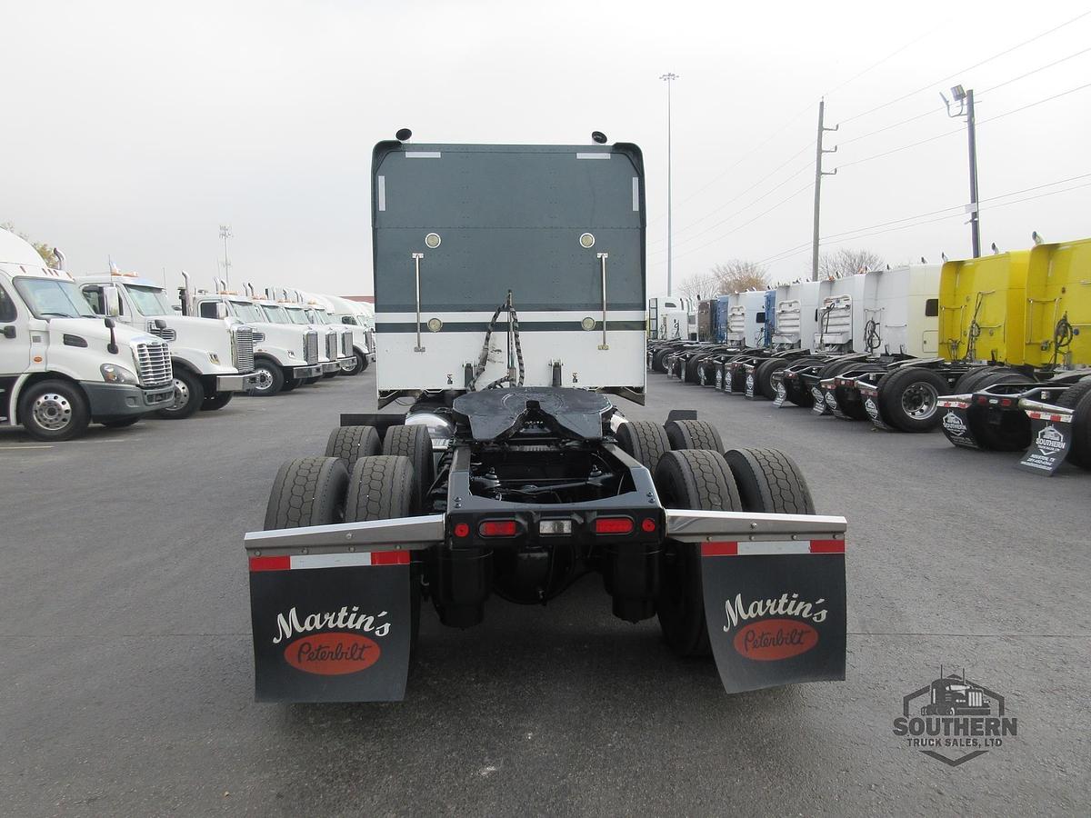 Used 2020 PETERBILT 389