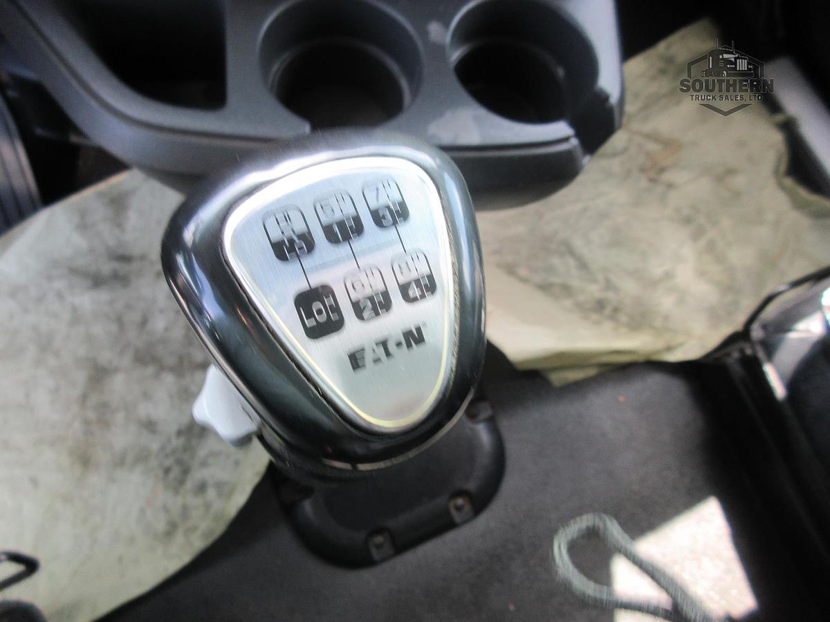 Used 2023 KENWORTH T880