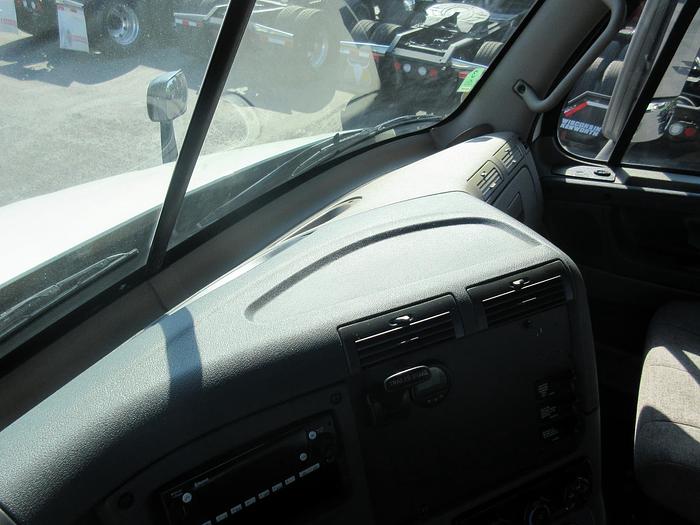 Used 2017 FREIGHTLINER CASCADIA 113