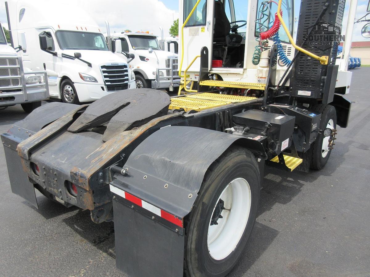 Used 2022 AUTOCAR XSPOTTER ACTT