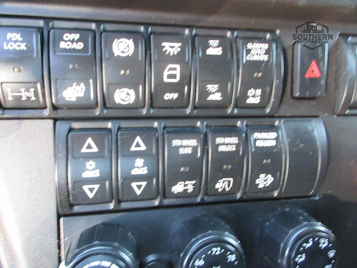 Used 2021 INTERNATIONAL LT