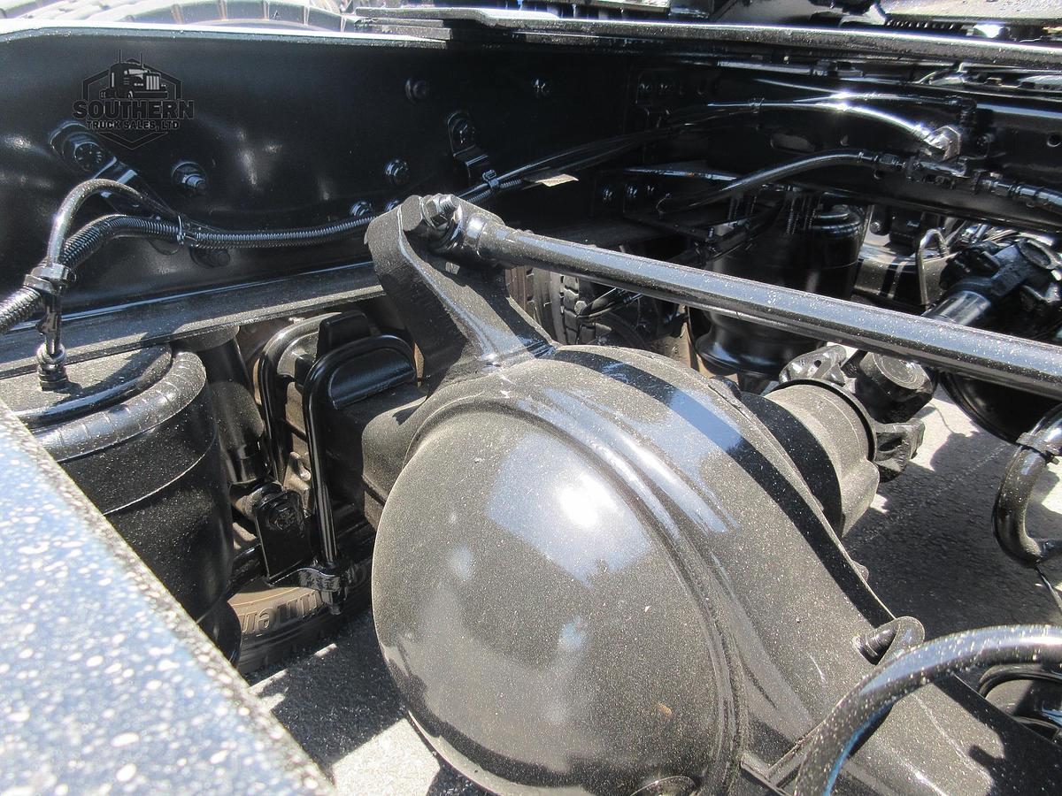 Used 2018 FREIGHTLINER CASCADIA 125