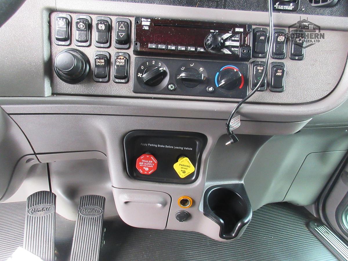 Used 2019 PETERBILT 389