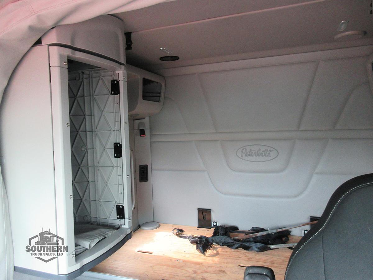 Used 2020 PETERBILT 567