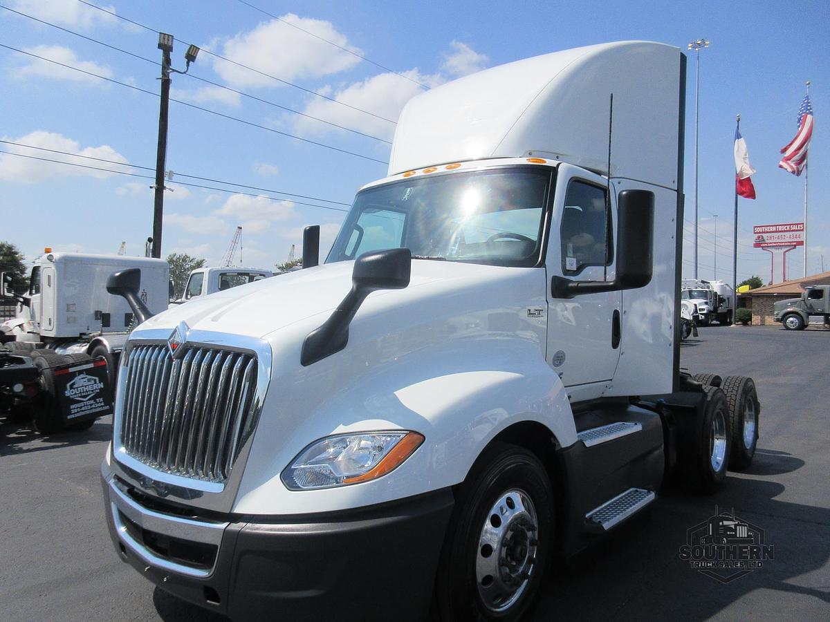 Used 2021 INTERNATIONAL LT