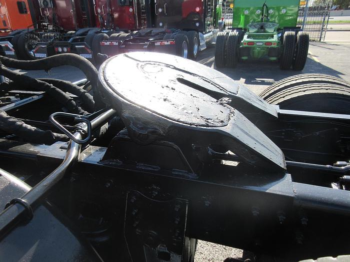 Used 2011 KENWORTH T800