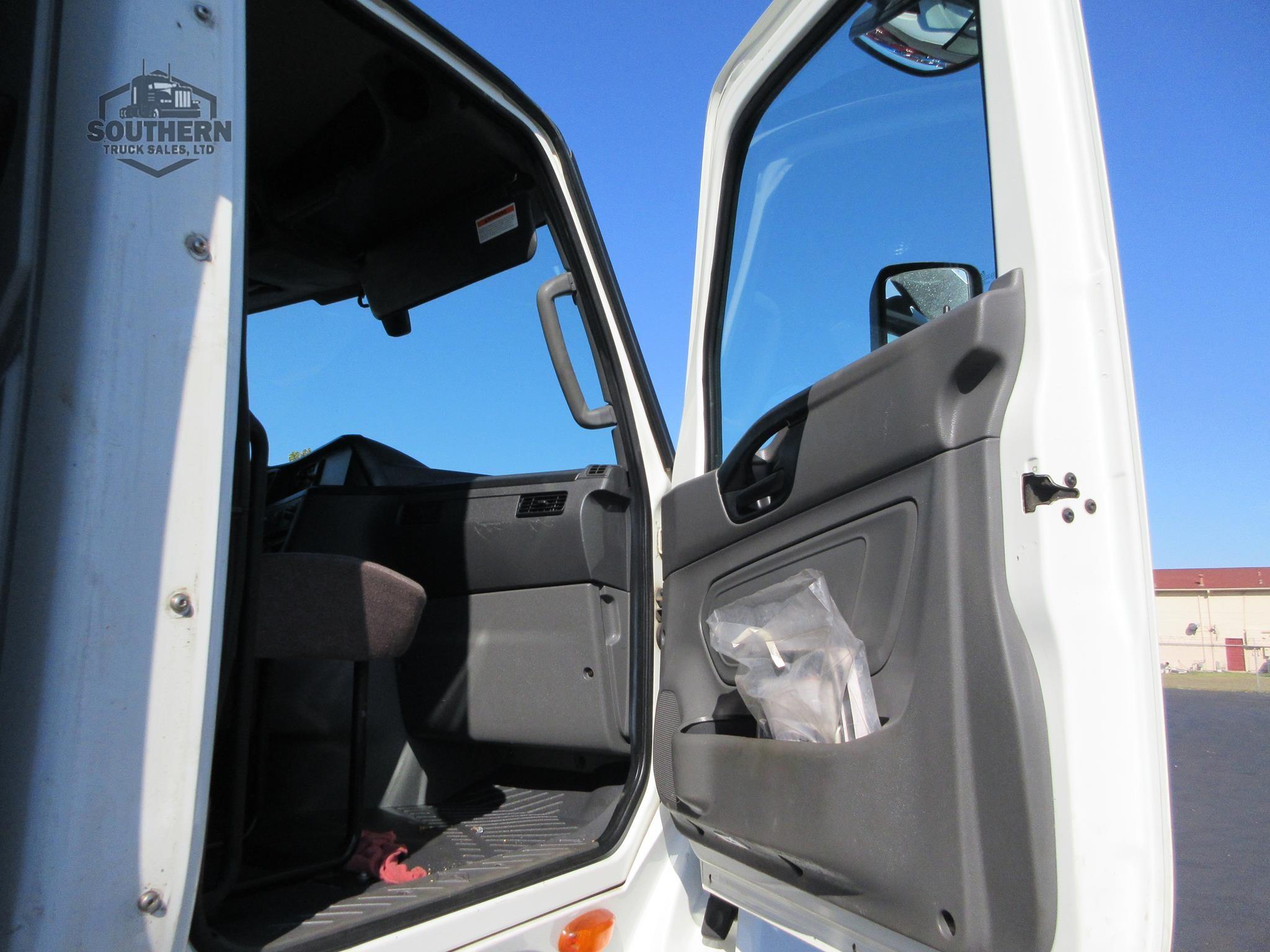 Used 2022 INTERNATIONAL LT